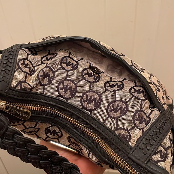 MICHAEL Michael Kors Black and Brown Logo Bag - Picture 14 of 16